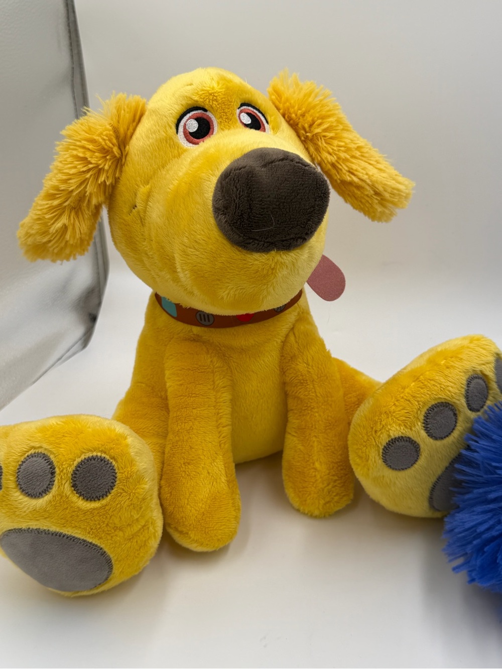 Disney Pixar Up Dug Dog Plush ‎ 12” Yellow Adventure Collar Soft no tag